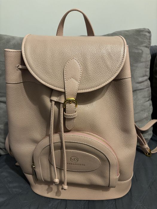 Раница от естествена кожа