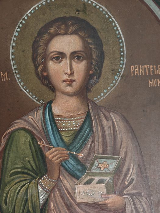 Icoana veche pictura pe lemn Sfântul Pantelimon