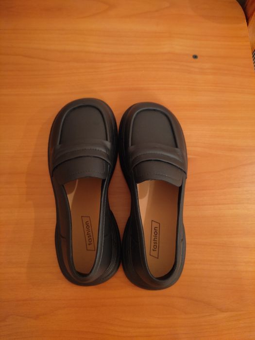 Продам новые балетки