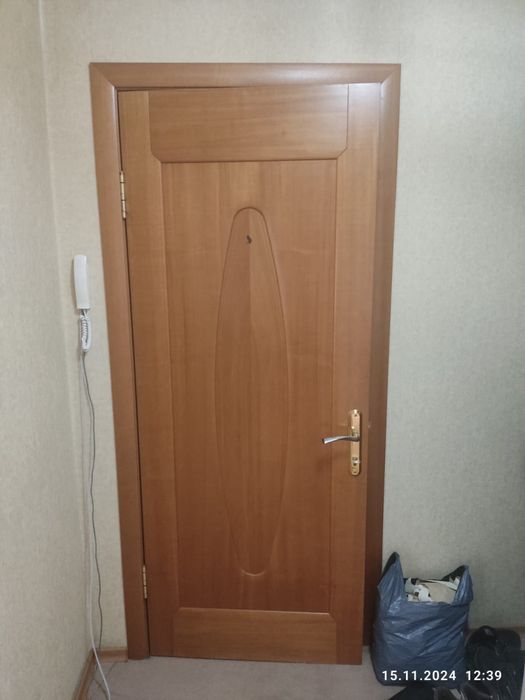 Продам межкомнатные двери