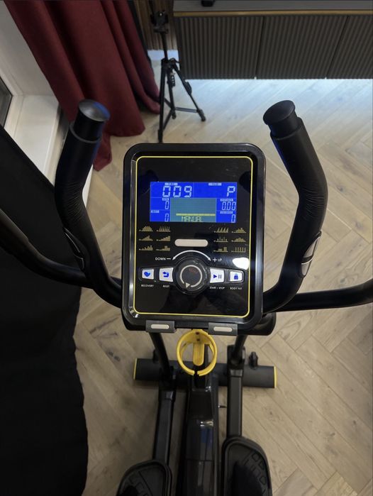 Эллиптический тренажёр OMA-8500 (E21)