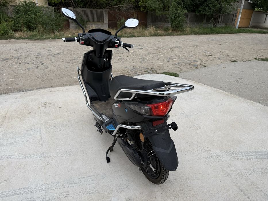 Scooter electric functional