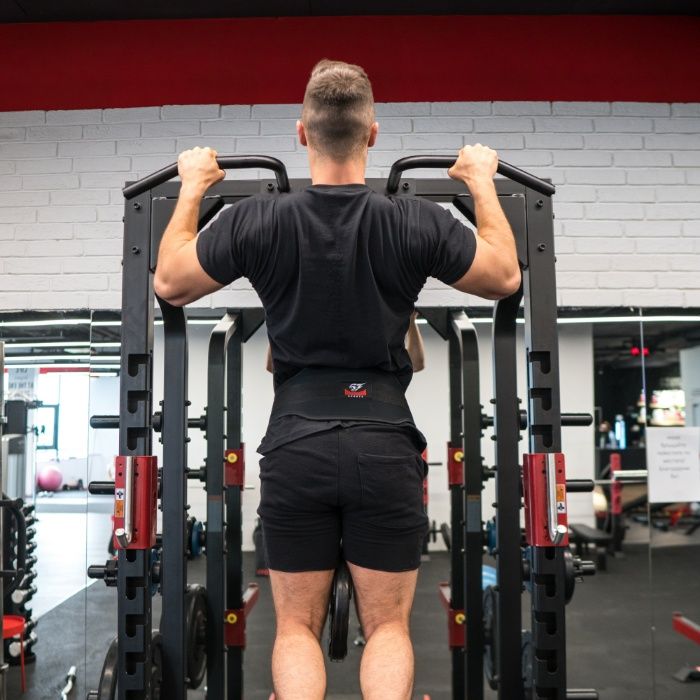 Колан с верига за кофички и набирания Armageddon Sports