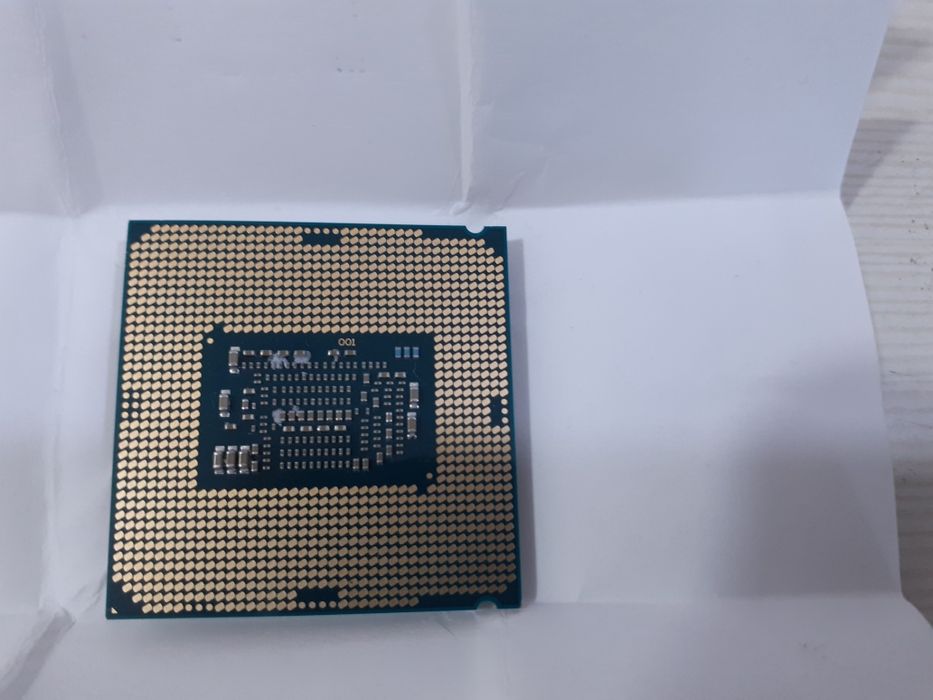 Intel core i3-8100