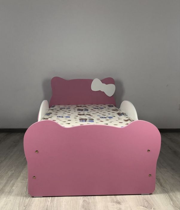 Продам детскую кровать для девочки!