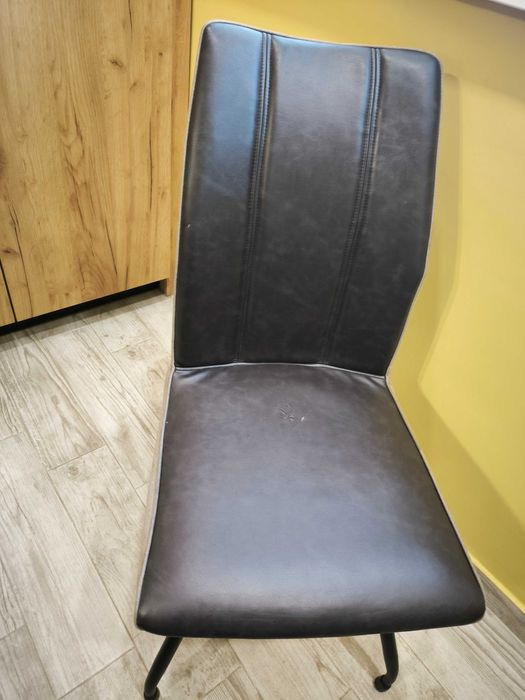 6 броя Трапезен/кухненски стол с размери 45/63/96