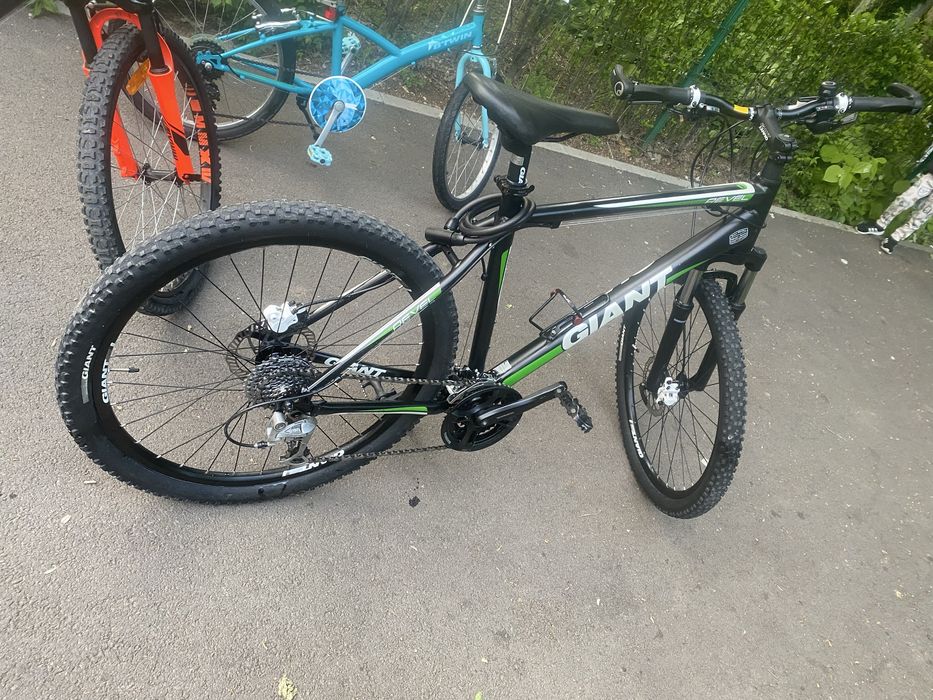 Bicicleta Giant Revel Aluxx Technology