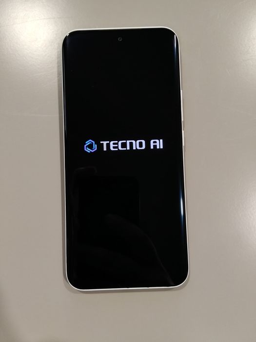 Techno spark slim