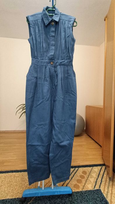 Vând salopeta de primăvară, vara , toamna