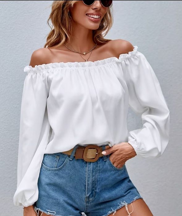 Дамска лятна блуза с паднало рамо