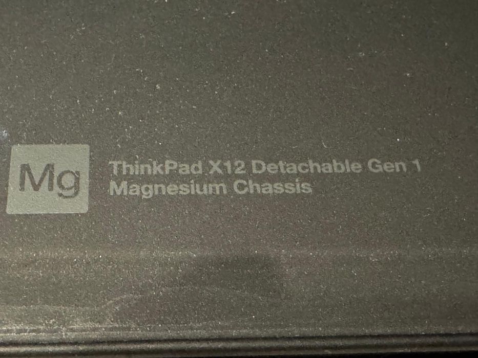 Lenovo ThinkPad X12 Detachable Gen 1 i7 Gen 11 , 1TB SSD