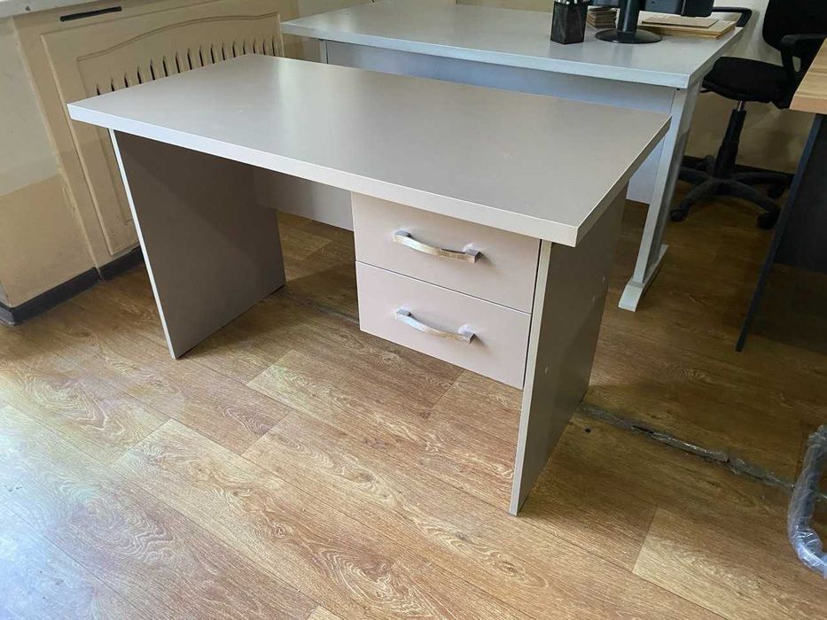 Письменный стол от производителя