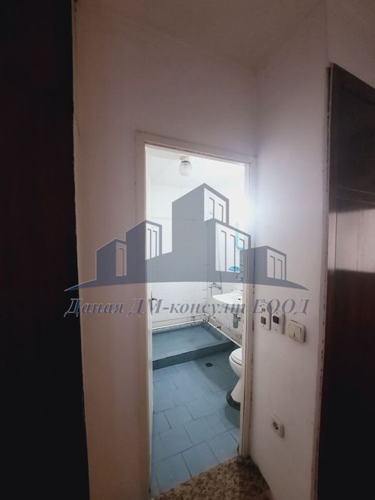 Продава се Двустаен апартамент в Шумен, 5-ти полк - 62 кв.м за 1316 €/кв.м - Снимка #7