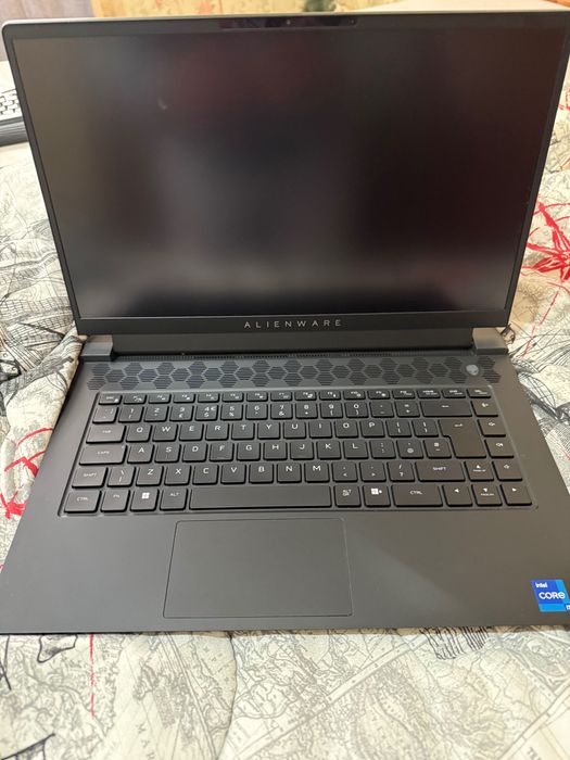 Alienware M15 R7