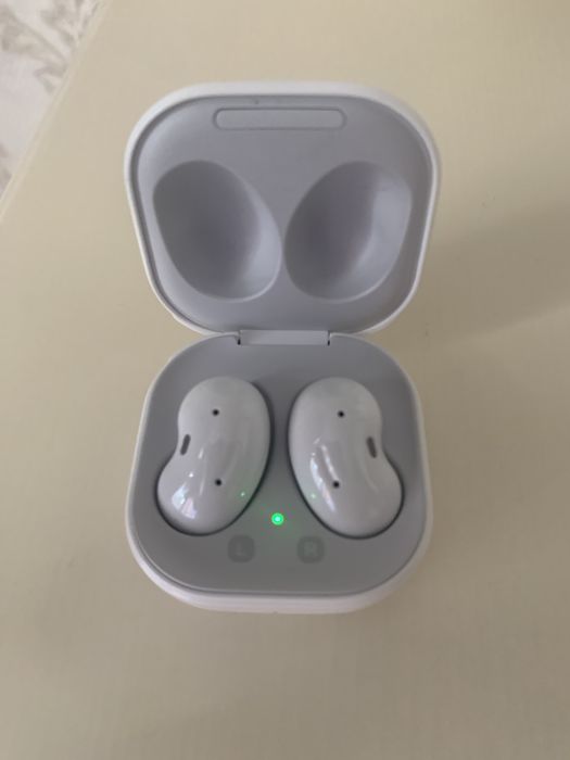 Наушники Samsung