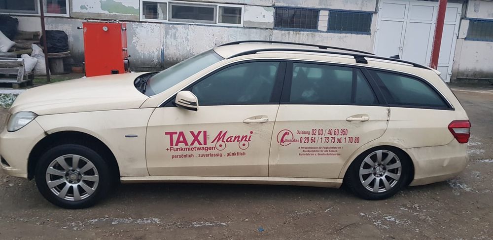 Dezmembrez vând piese Mercedes E Klasse  W212  , 2011