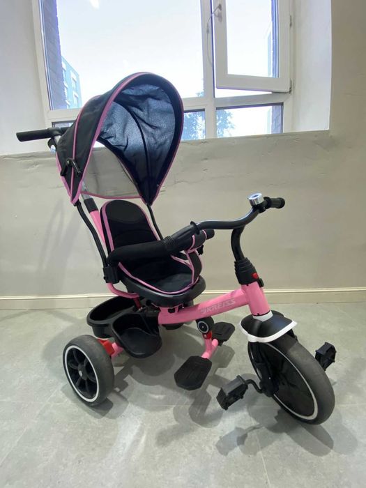 Велоколяска для ребенка.