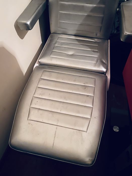 Косметологическое кресло б/у