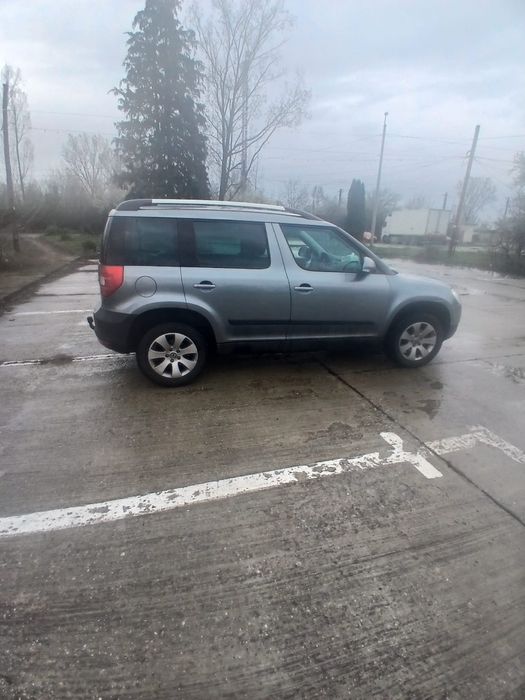 Vând Skoda Yeti 2011
