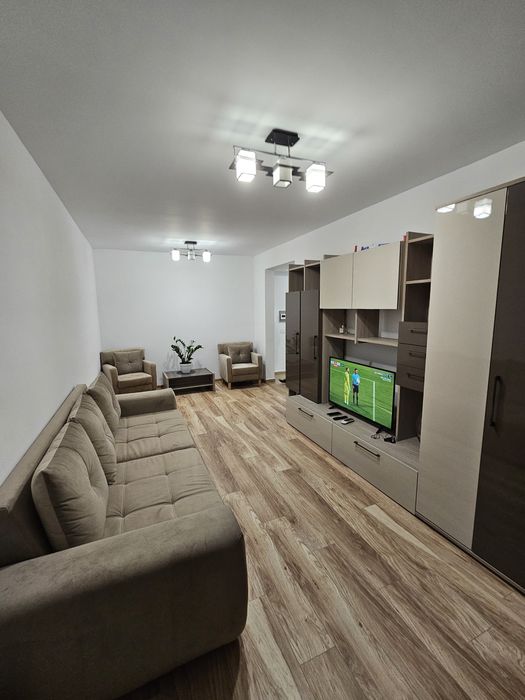 Închiriez Chirie apartament Oradea Prima 2 camere, decomandat