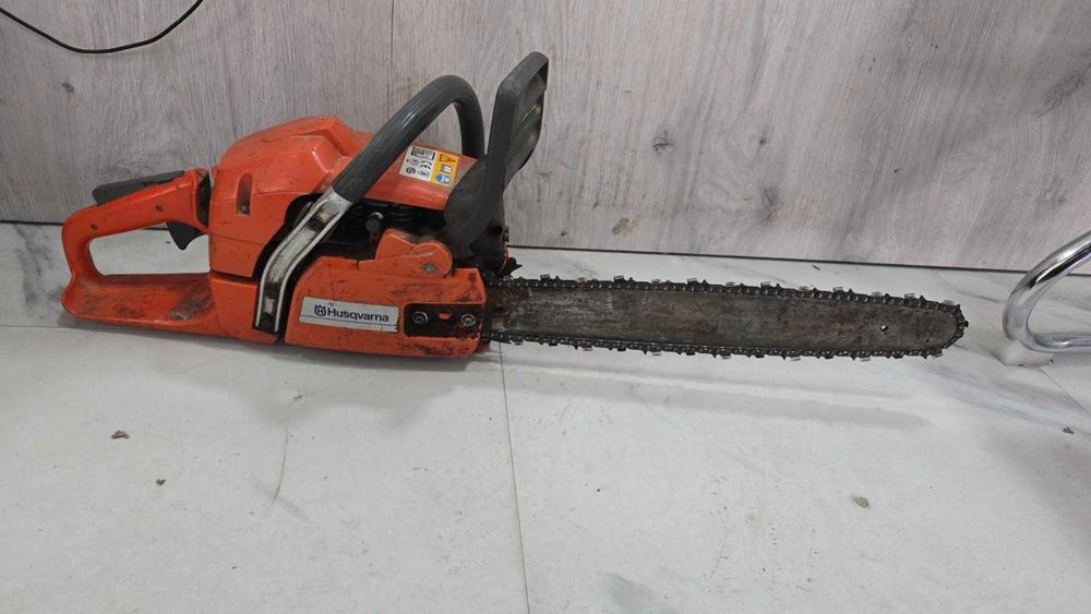 Моторен трион Husqvarna 350 / Бензинова резачка /