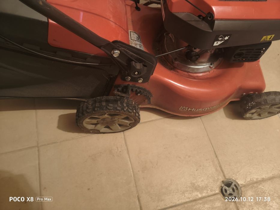 Косачка Husqvarna LC 140SP