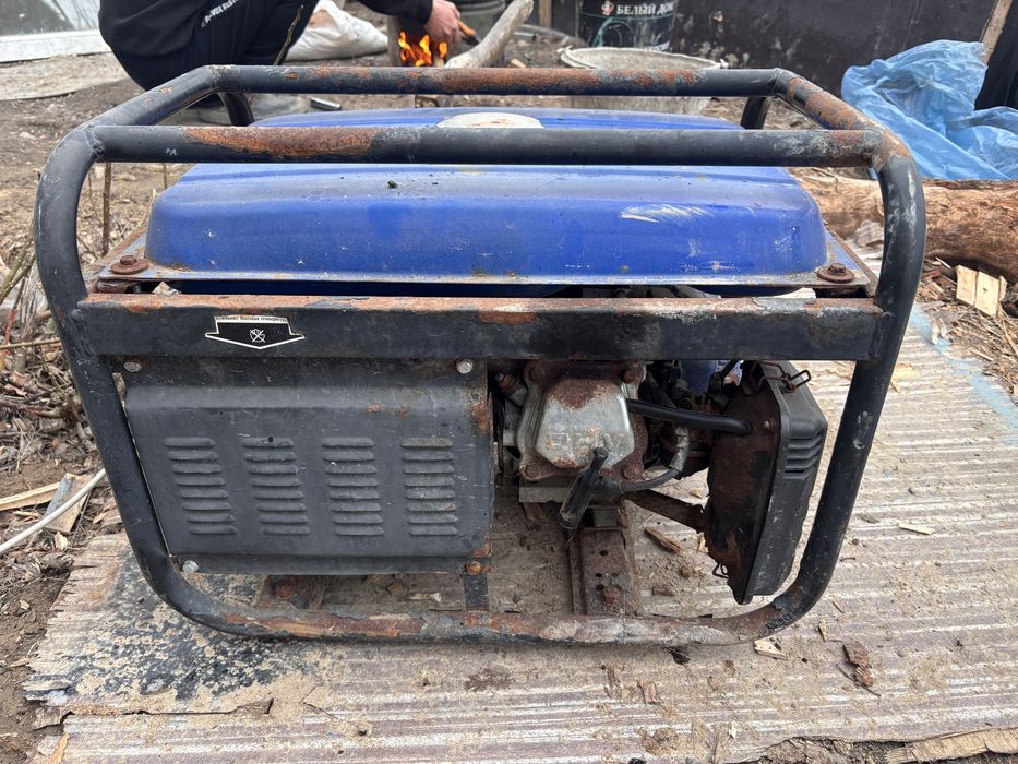 Бензиновый генератор Mateus 2.5