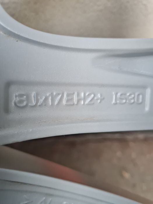Оригинални джанти за BMW F10 R17 5x120 ET30 8J