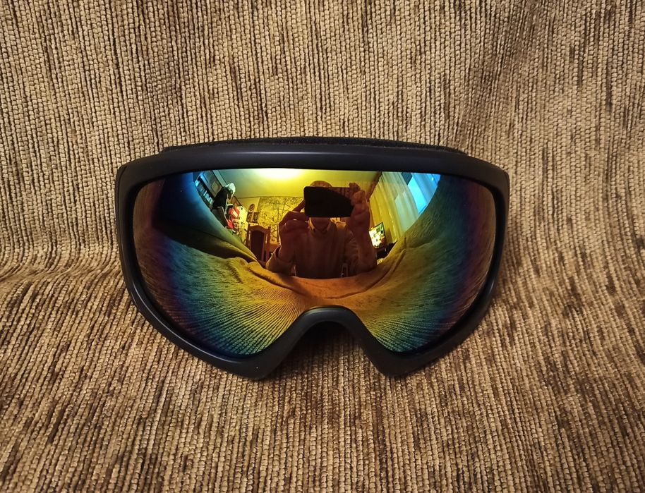 Ochelari pentru ski si snowboard. (NOI)