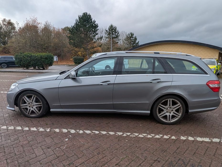 НА ЧАСТИ мерцедес е220 w212 2.2 170к.с за части mercedes E220 w212