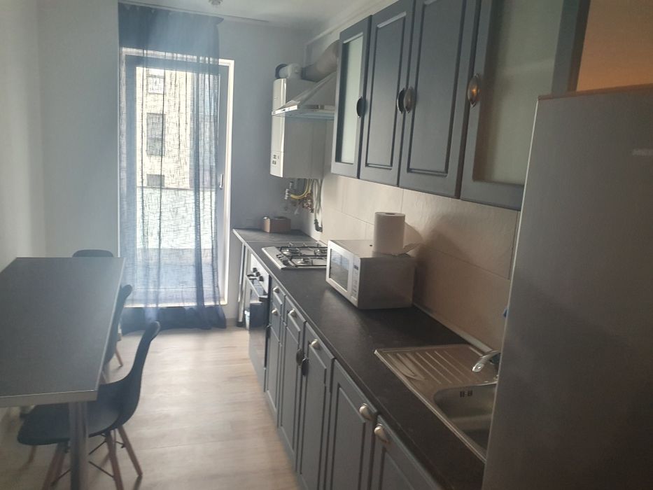 Inchiriez Apartament 2 camere complet mobilat si utilat Andrei Muresanu sud.
