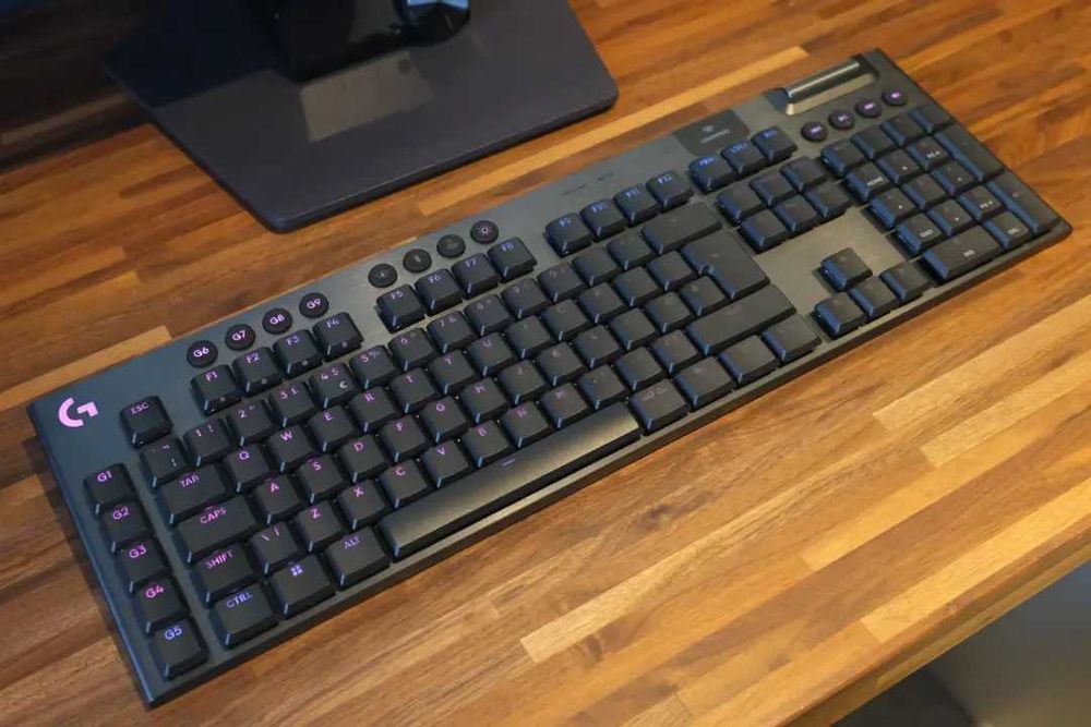 Tastatura Wireless Mecanica Logitech G915 X Lightspeed Linear Sigilata