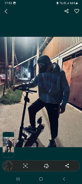 Электро самокат на ходу