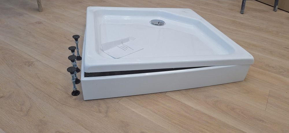 Поддон под душевой кабины