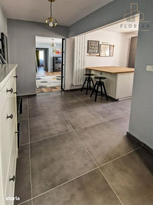 Apartament cu 3 camere / zona Gheorghe Lazar