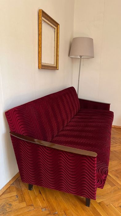 Диван с функция сън + Табуретка