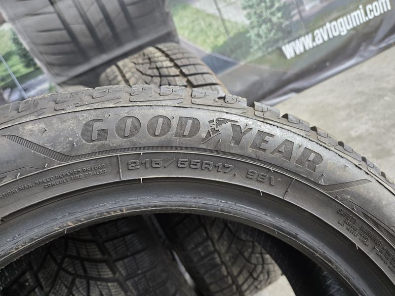 215/55/17 GOODYEAR 4бр
