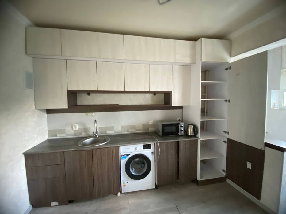 Продается кухни гарнитура использовали  5 месяц квартиру. Продали