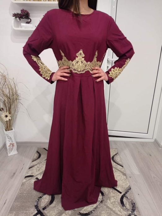 Елегантни рокли.