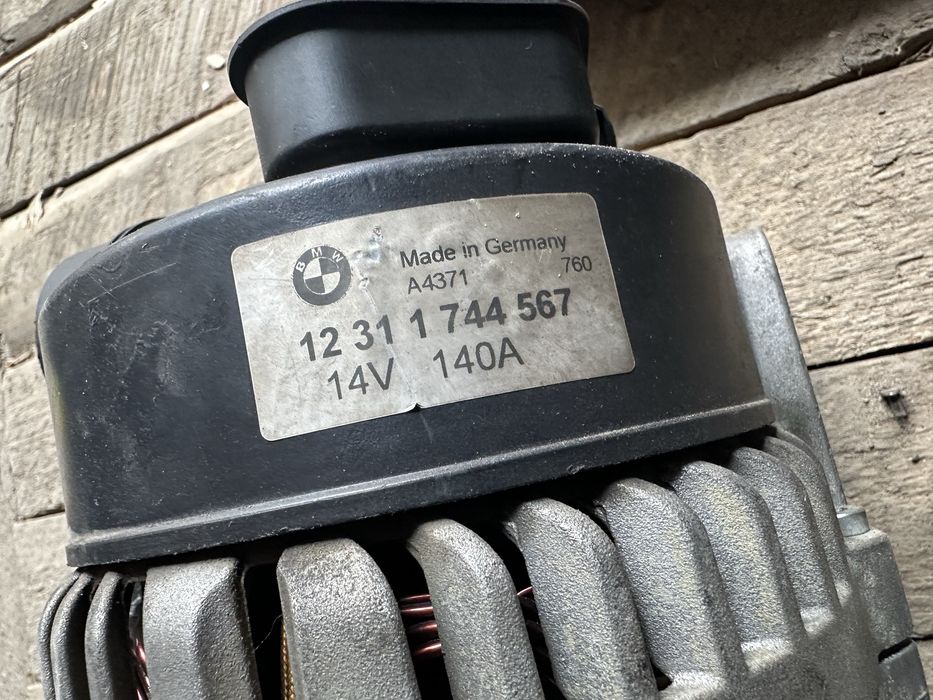 Генератор BOSCH 140 на BMW E 34