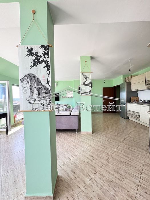 Продава се Четиристаен апартамент в Варна, Бриз - 155 кв.м за 2000 €/кв.м - Снимка #2