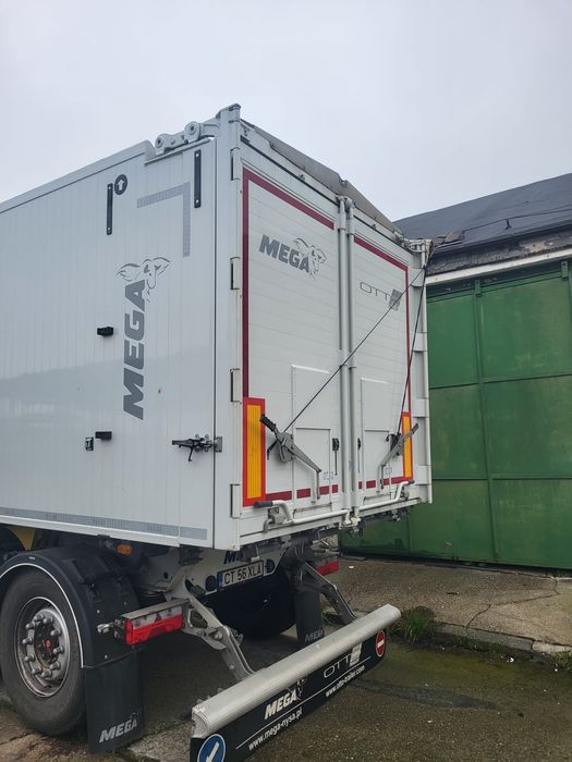 Semiremorcă 55m³ cereale 2024  Mega Light| Stare impecabilă
Semiremo