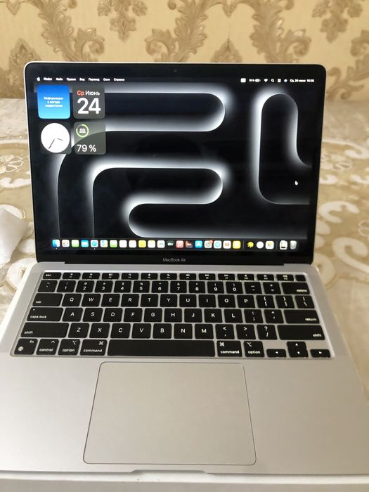 MacBook Air M1 256/8 13-inch