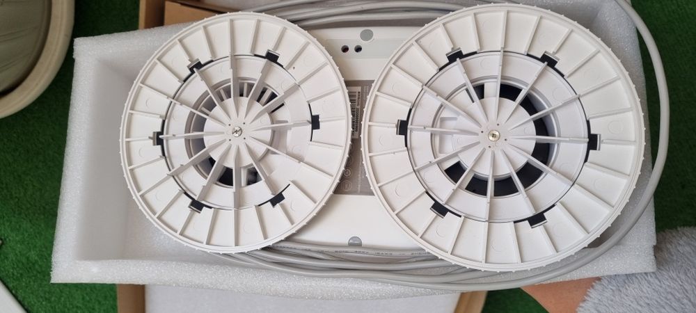 Hutt DDC55 Робот за прозорци