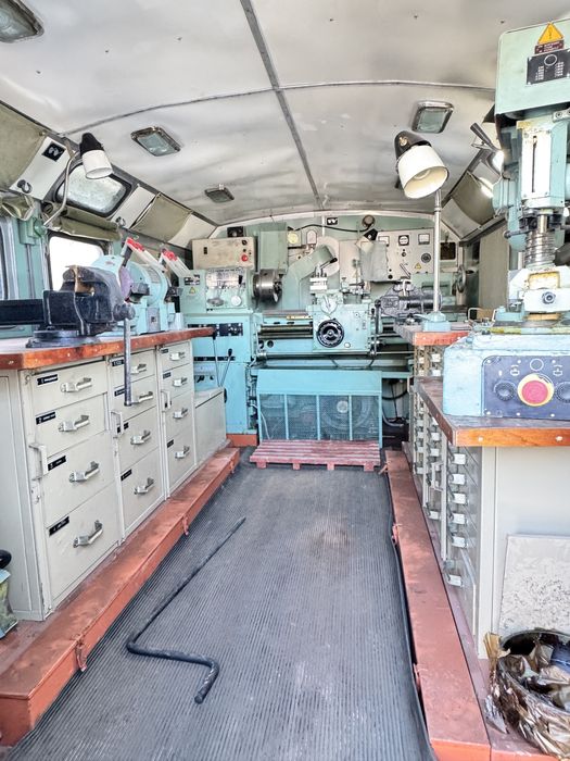 Зил 131 кунг с токарным станком