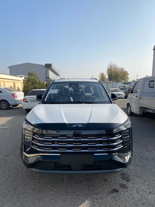 JAC JS8 — сизнинг янги даражангиз!
