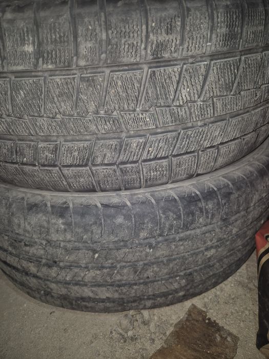 Продам покрышки 215×55 R17