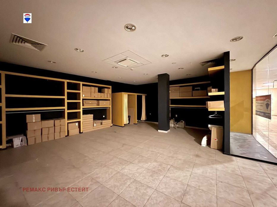 Продава се Магазин в Русе, Център - 62 кв.м за 1160 €/кв.м - Снимка #4