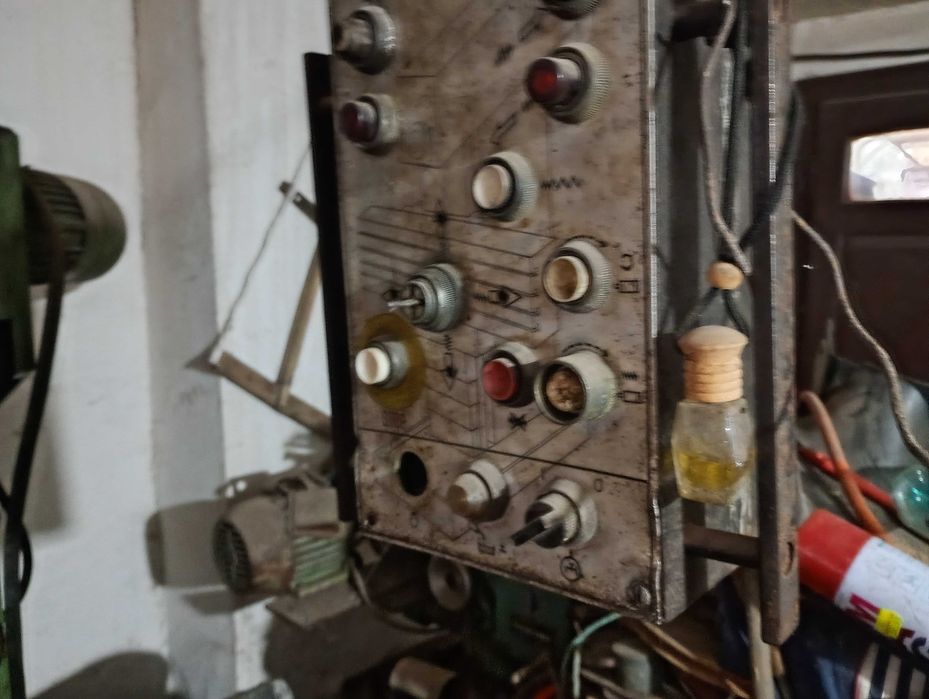 Vând strung metal, freză, accesorii dispozitive,etc