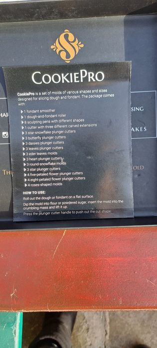 Vând set forme pentru patiserie